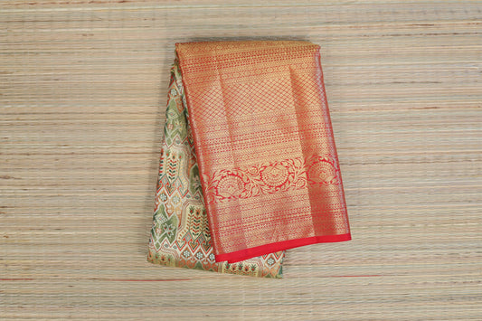 Darkgreen with red border Kanchi Pattu meenakari